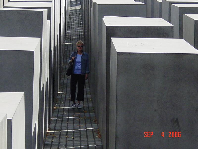 Holocaust Memorial 003.JPG